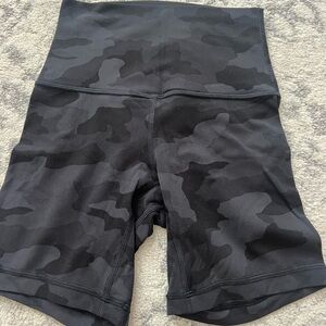Lululemon Align Short 6 inch size 2